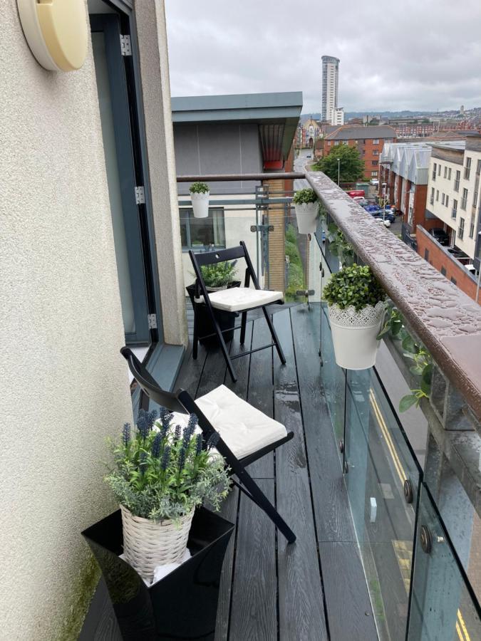 Swansea Bay, Marina & Arena View Mins To Beach & City 외부 사진
