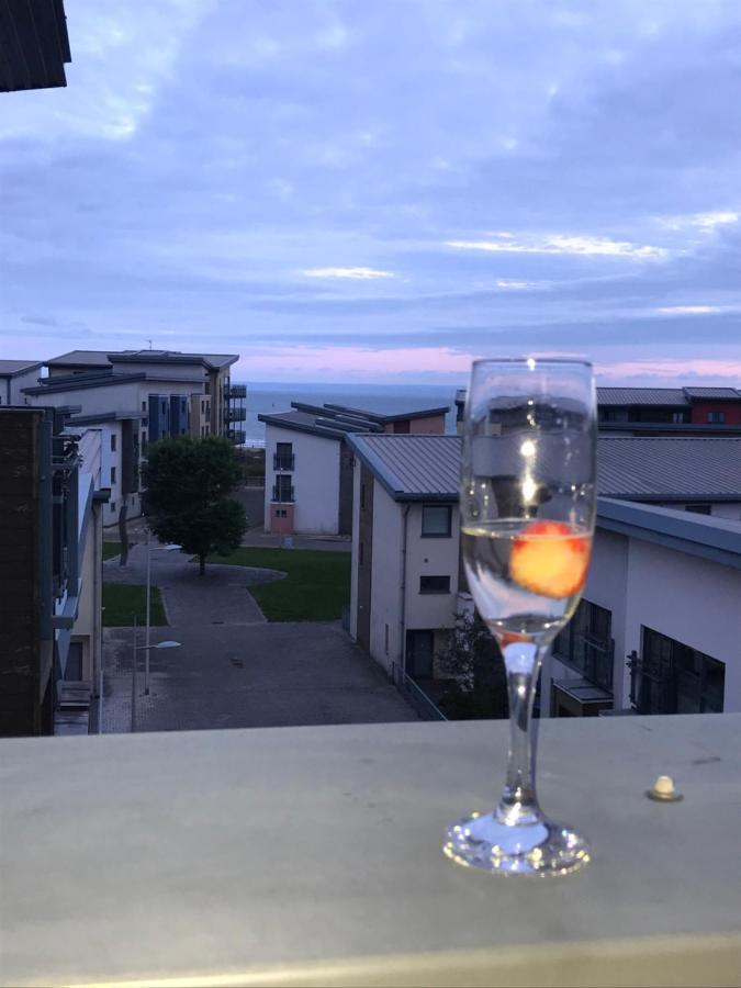 Swansea Bay, Marina & Arena View Mins To Beach & City 외부 사진
