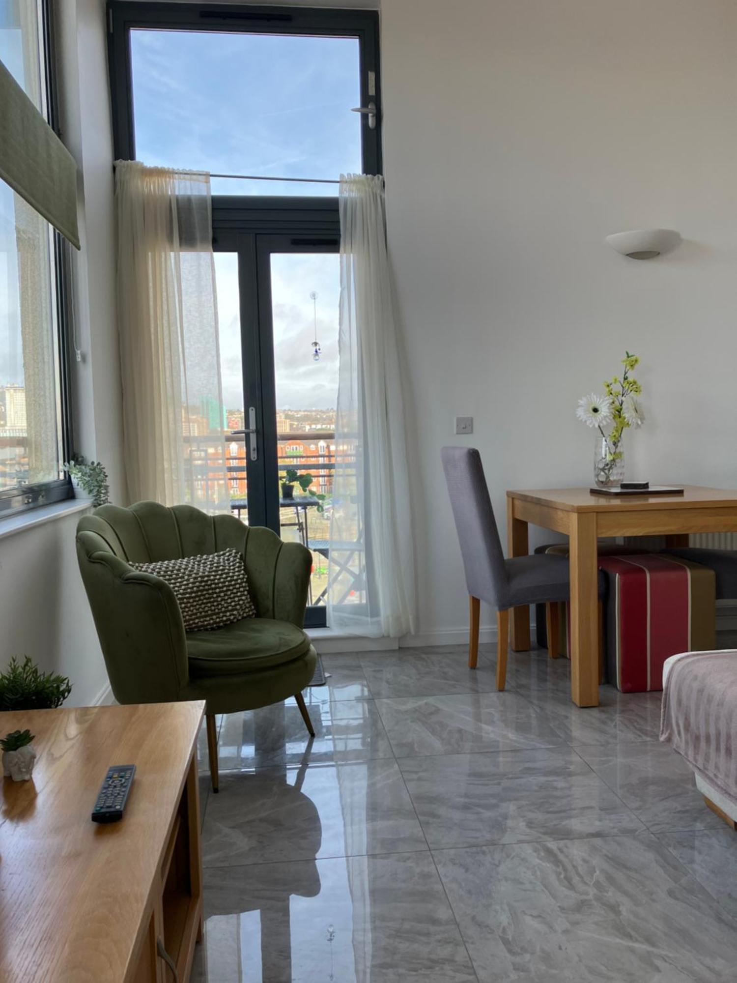 Swansea Bay, Marina & Arena View Mins To Beach & City 외부 사진
